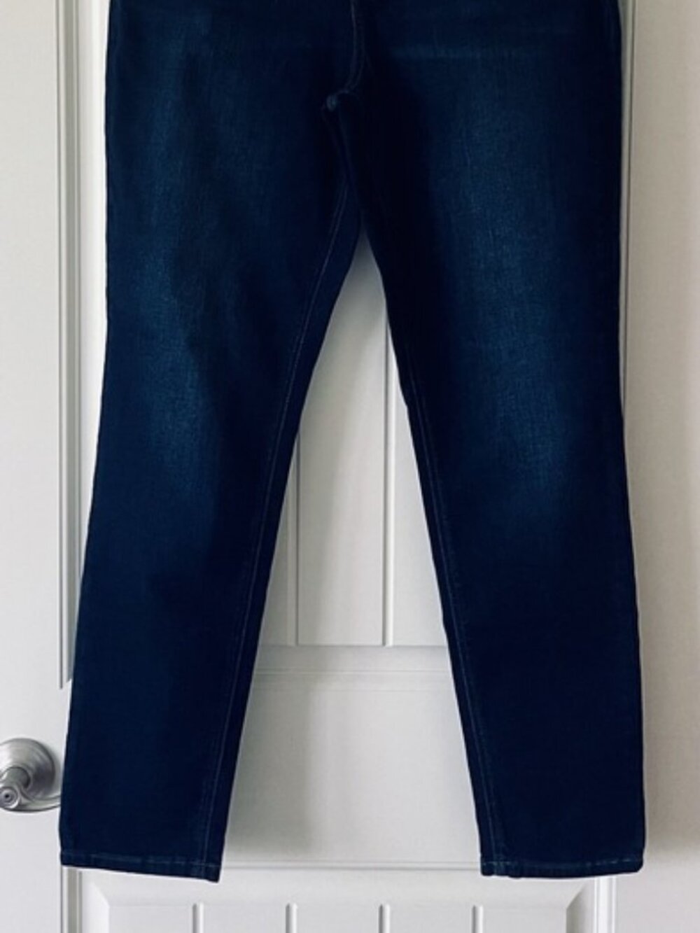 LC Lauren Conrad Midrise 5 Pocket Skinny Jeans - Picture 4 of 5